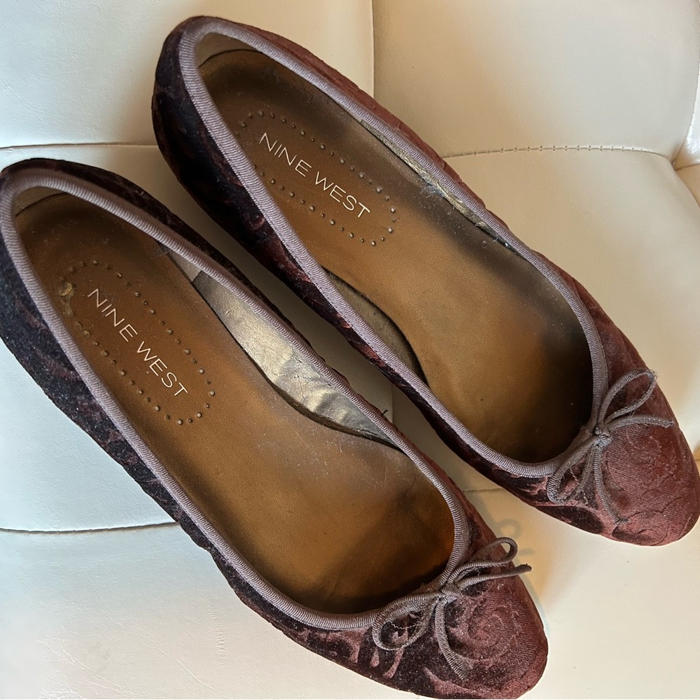 Nine West Brown suede dressy shoes 7.5